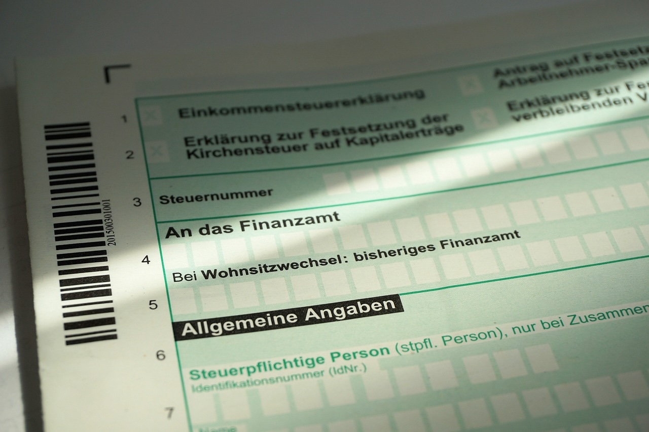 ausgedrucktes Beispiel einer Einkommenssteuererklärung